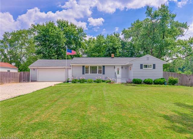 Property at 2985 Carl St, Norton, OH 44203, 3 beds, 1 bath
