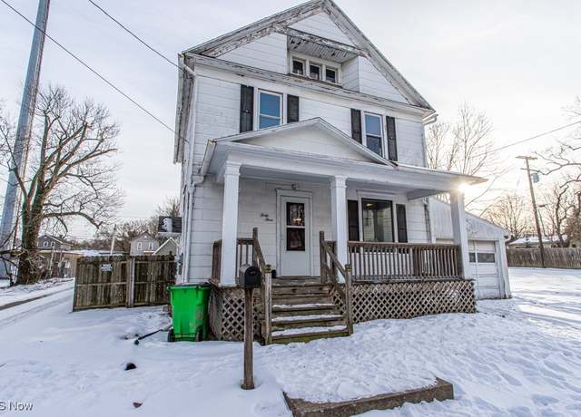 Property at 43 Auburn Pl, Alliance, OH 44601, 3 beds, 1.5 baths