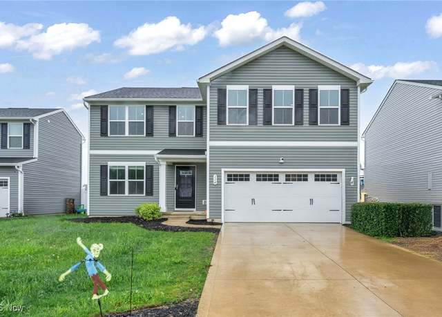 Property at 114 River Run Dr, Elyria, OH 44035, 5 beds, 2.5 baths
