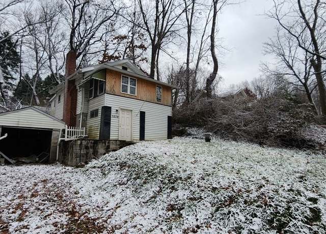 Property at 3859 S Turkeyfoot Rd, New Franklin, OH 44319, 2 beds, 1 bath