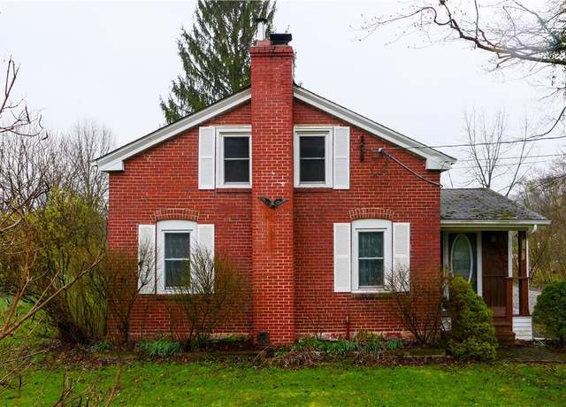 Property at 11974 Chamberlain Rd, Aurora, OH 44202, 3 beds, 2 baths