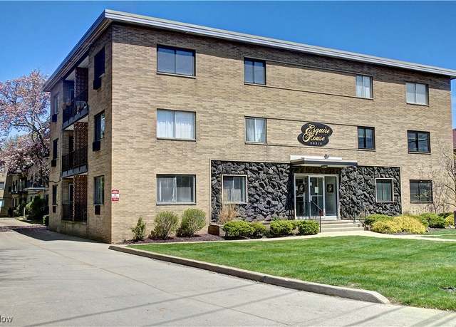 Property at 20312 Lorain Rd #311, Fairview Park, OH 44126, 2 beds, 1.5 baths