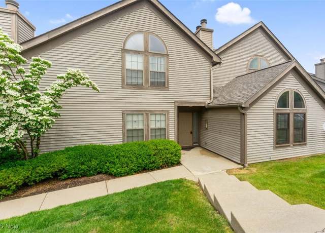 Property at 4044 Saint Andrews Ct #1, Canfield, OH 44406, 3 beds, 2 baths
