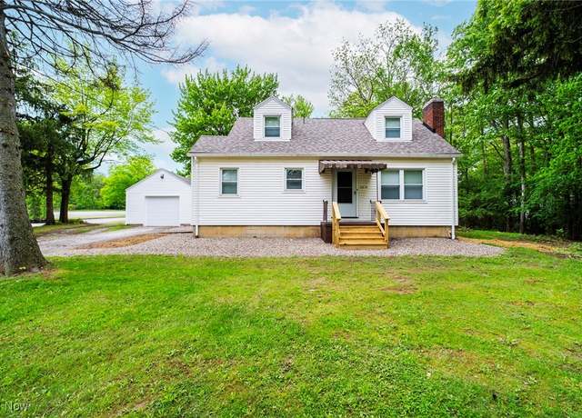 Property at 708 S Meridian Rd, Youngstown, OH 44509, 3 beds, 2 baths