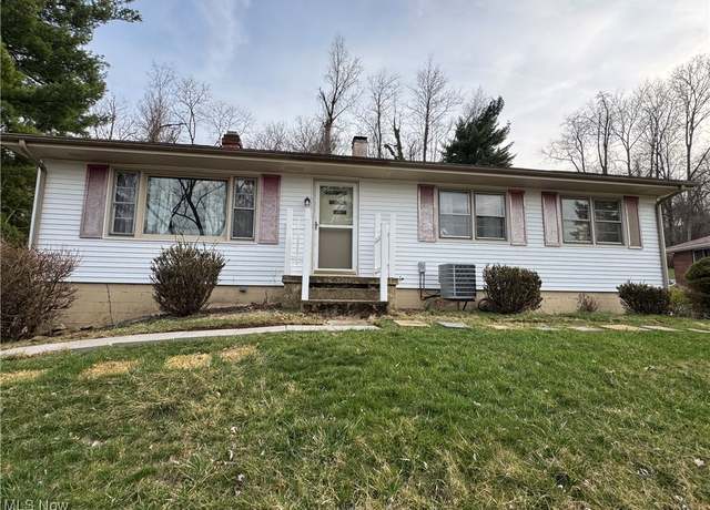 Property at 54138 Highview Row, Martins Ferry, OH 43935, 4 beds, 2 baths