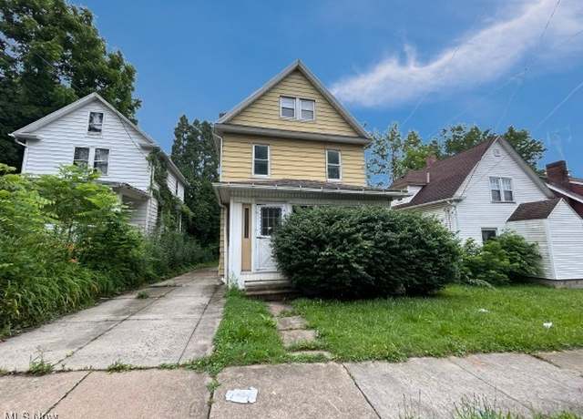Property at 421 E Thornton St, Akron, OH 44311, 4 beds, 1 bath