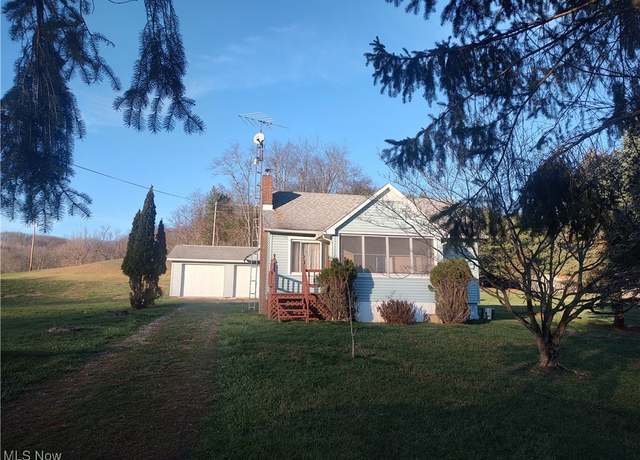 Property at 2811 Joyce Hill Rd, New Philadelphia, OH 44663, 2 beds, 1 bath