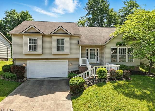 Property at 10150 Gloucester Rd, Streetsboro, OH 44241, 3 beds, 2 baths
