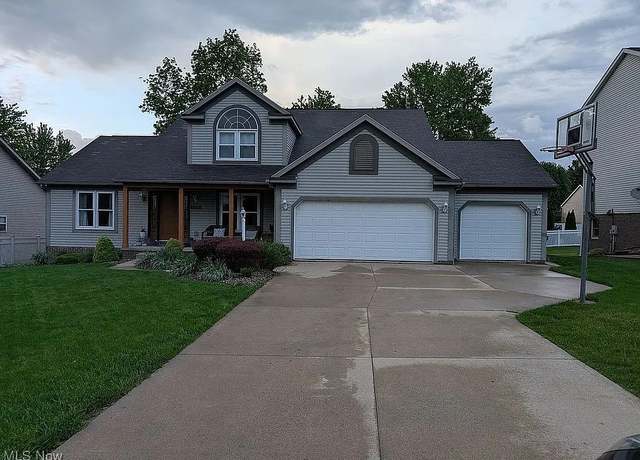 Property at 3717 Mount Vernon Blvd, Barberton, OH 44203, 3 beds, 3.5 baths