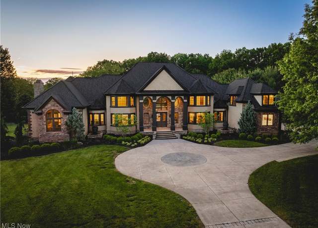 Property at 7237 Brycewood Cir NW, North Canton, OH 44720, 6 beds, 6 baths