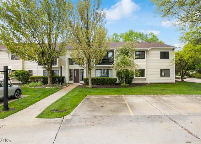 Property at 2935 N Bay Dr Unit H10, Westlake, OH 44145, 2 beds, 2 baths