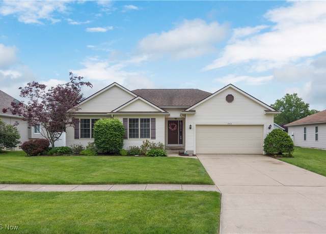 Property at 342 Pemberton Dr, Elyria, OH 44035, 3 beds, 2 baths