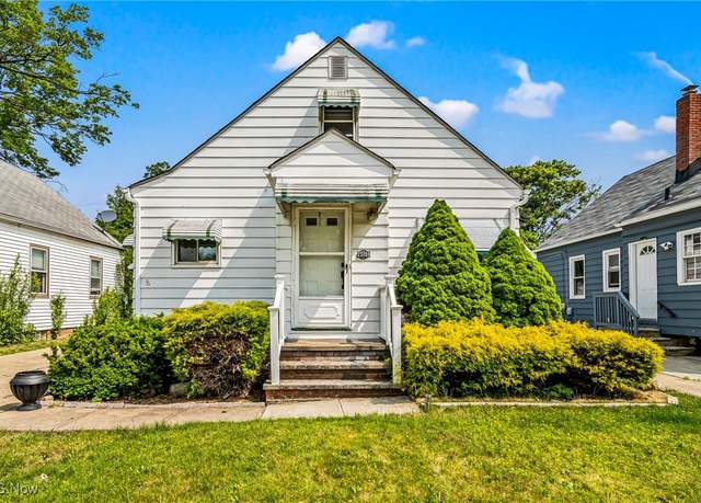 Property at 23701 Colbourne Rd, Euclid, OH 44123, 3 beds, 1 bath