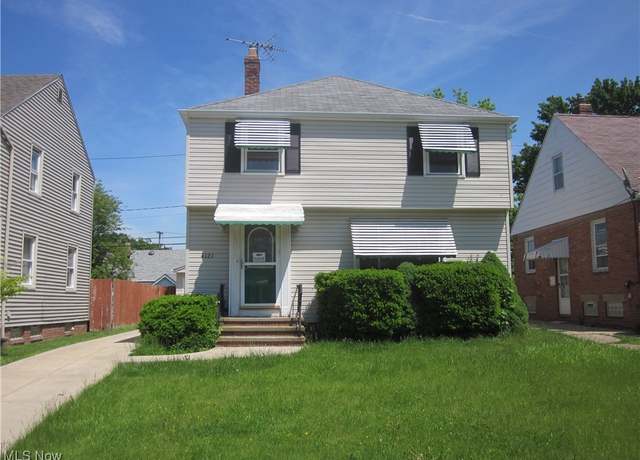 Property at 4121 W 57th St, Cleveland, OH 44144, 3 beds, 1.5 baths