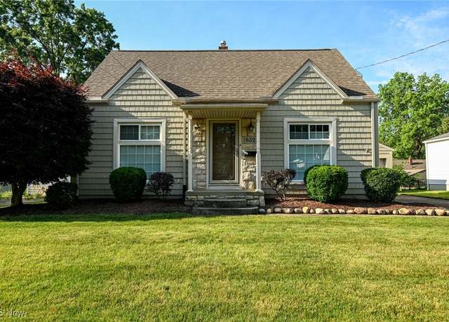 Property at 632 E Paige Ave, Barberton, OH 44203, 3 beds, 1 bath