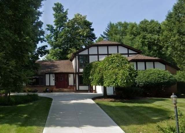 Property at 4370 Sir John Ave, North Royalton, OH 44133, 4 beds, 3 baths
