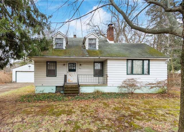 Property at 353 Southeast Ave, Tallmadge, OH 44278, 3 beds, 2 baths