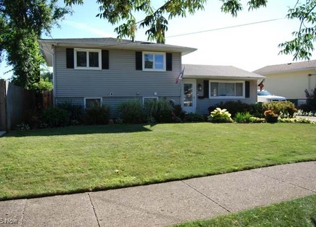 Property at 14581 Greystone Dr, Brook Park, OH 44142, 3 beds, 2 baths