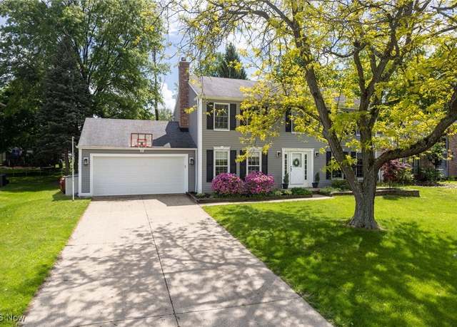 Property at 14185 Hastings Ct, Strongsville, OH 44136, 4 beds, 3 baths