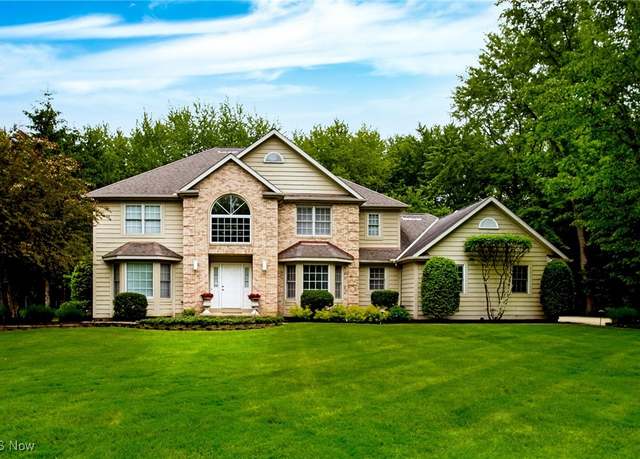 Property at 5075 Delray Ave, Solon, OH 44139, 5 beds, 4.5 baths