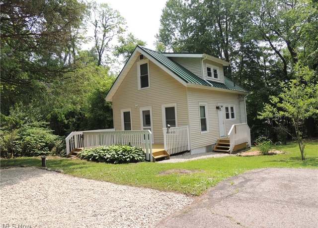 Property at 2242 Coffeen St, Kent, OH 44240, 2 beds, 1 bath