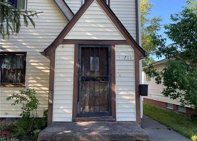 Property at 16705 Palda Dr, Cleveland, OH 44128, 4 beds, 2.5 baths