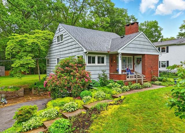 Property at 663 Jolson Ave, Akron, OH 44319, 4 beds, 2.5 baths