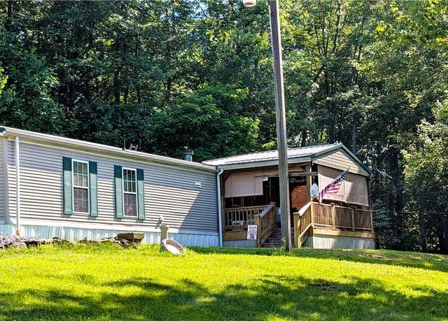 Property at 99 Chestnut, New Cumberland, WV 26047, 3 beds, 2 baths