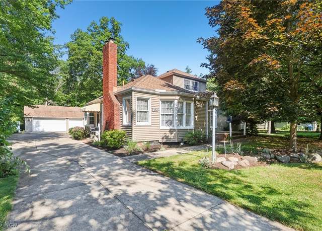 Property at 556 Upland Rd, Bay Village, OH 44140, 4 beds, 2.5 baths