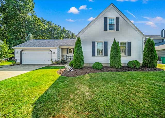 Property at 791 Lanark Ln, Painesville, OH 44077, 3 beds, 2 baths