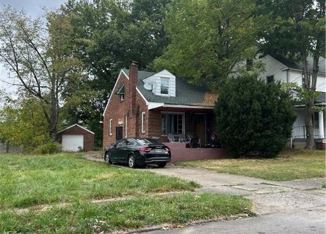 Property at 136 E Auburndale Ave, Youngstown, OH 44507, 3 beds, 1 bath