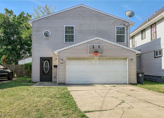 Property at 102 E Archwood Ave, Akron, OH 44301, 3 beds, 2 baths