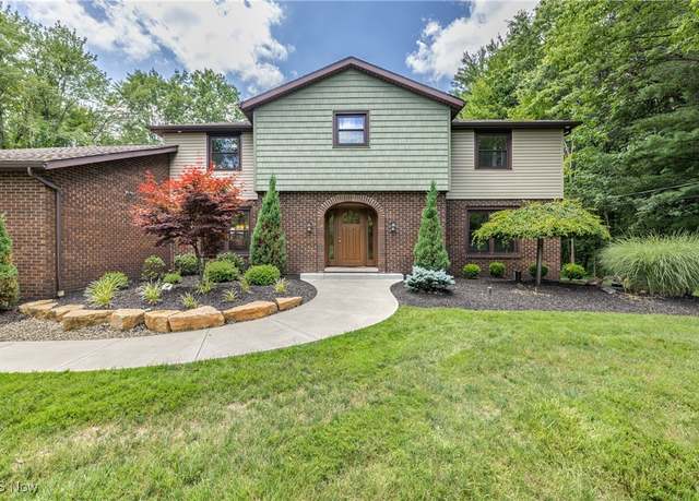Property at 5196 Townsend Rd, Richfield, OH 44286, 4 beds, 3.5 baths