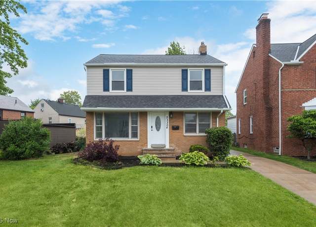 Property at 2330 Traymore Rd, University Heights, OH 44118, 4 beds, 2 baths