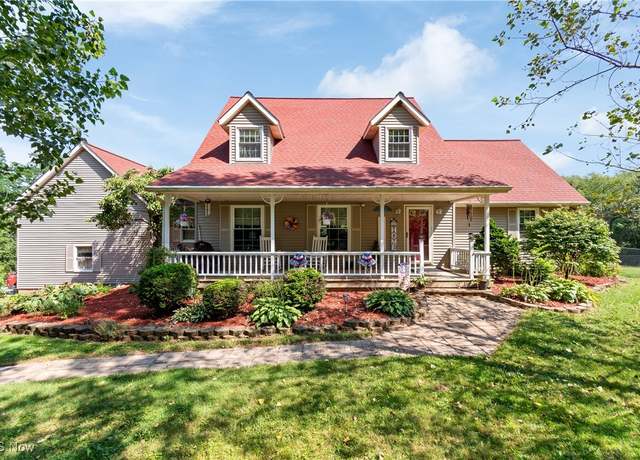 Property at 1043 N Honeytown Rd, Wooster, OH 44691, 5 beds, 3.5 baths