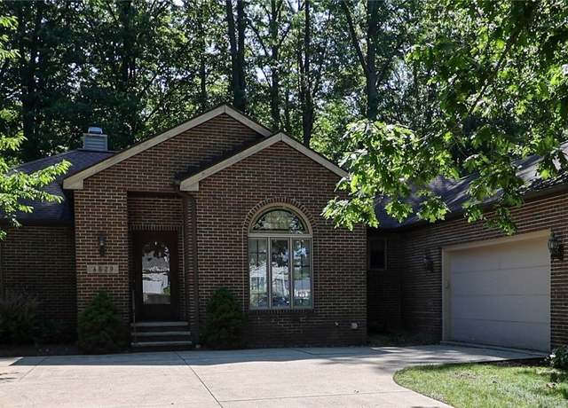 Property at 4629 Queen Anne Ave, Lorain, OH 44052, 3 beds, 2.5 baths