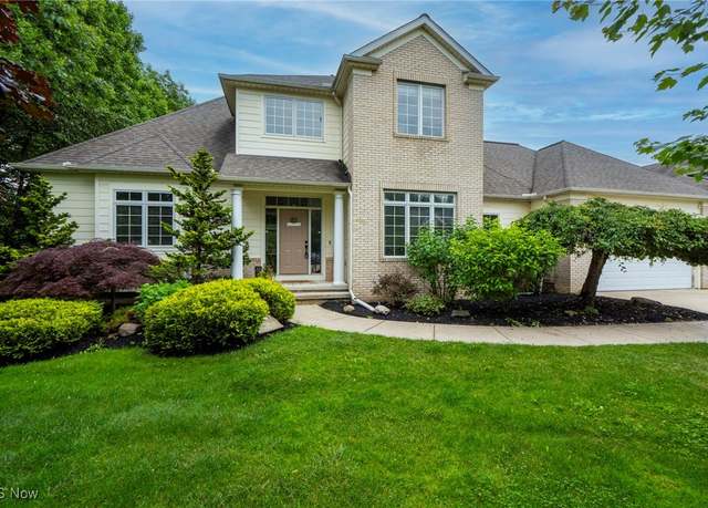 Property at 7955 Forest Valley Ln, Concord, OH 44077, 4 beds, 3.5 baths