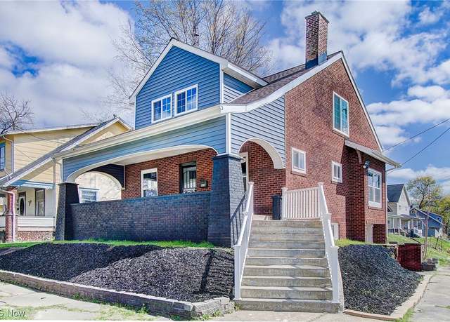Property at 918 15th St NW, Canton, OH 44703, 4 beds, 2 baths