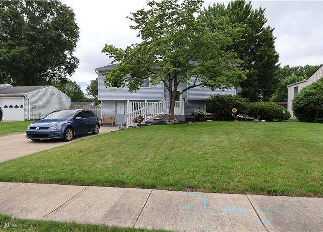 Property at 148 Summerberry Ln, Niles, OH 44446, 4 beds, 3 baths