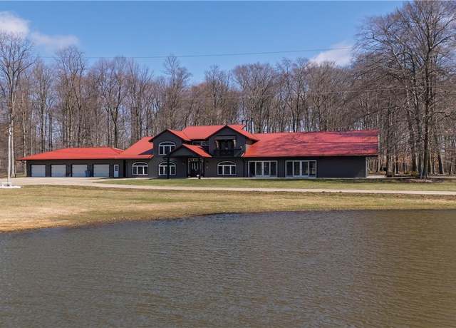 Property at 1632 Ben Fulton Rd, North Lawrence, OH 44666, 6 beds, 6 baths