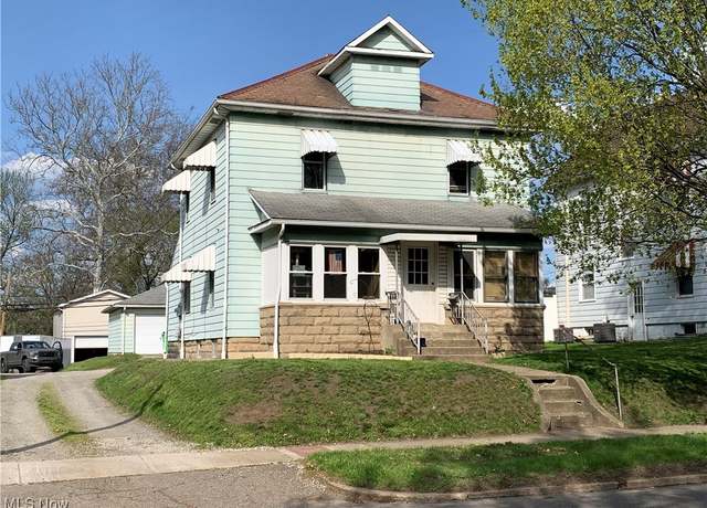 Property at 909 N Tuscarawas Ave, Dover, OH 44622, 4 beds, 2 baths