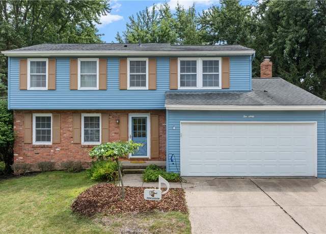 Property at 1060 Southport Dr, Medina, OH 44256, 4 beds, 1.5 baths