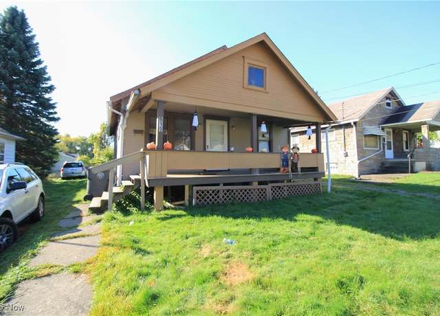 Property at 919 E Dewey Ave, Youngstown, OH 44502, 3 beds, 1 bath