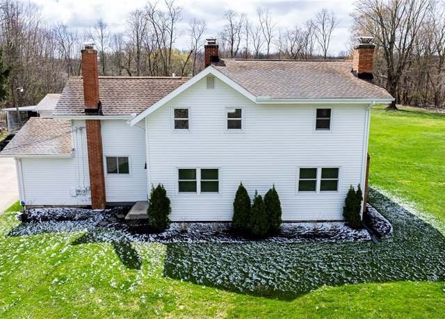 Property at 6232 S Ridge Rd W, Geneva, OH 44041, 4 beds, 3 baths