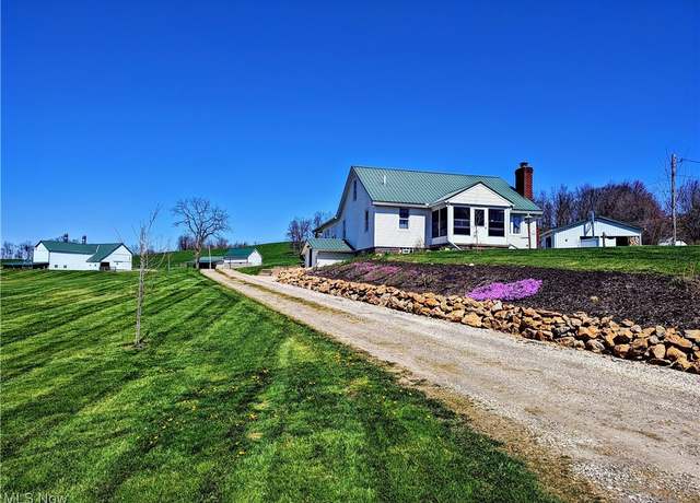 Property at 1347 Andora Rd, Carrollton, OH 44615, 3 beds, 1.5 baths