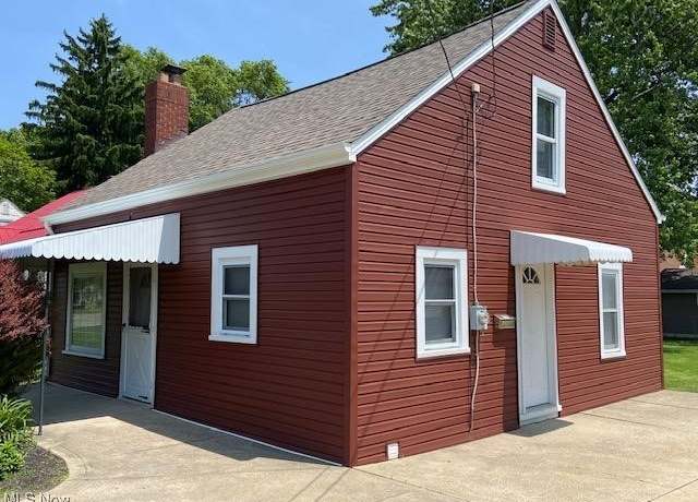 Property at 200 Austin Ave NW, Massillon, OH 44646, 3 beds, 1 bath