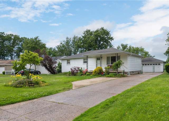 Property at 751 West Martin Ave, Amherst, OH 44001, 3 beds, 2 baths