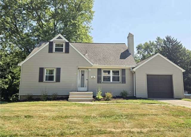 Property at `124 N Fourth St, Rittman, OH 44270, 4 beds, 1.5 baths