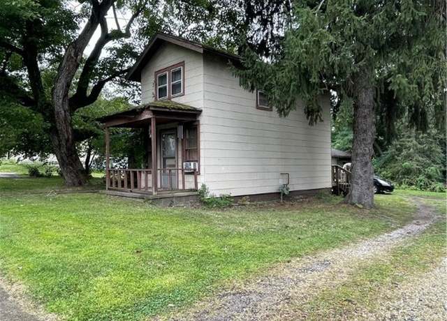 Property at 3474 S Main St, Mineral Ridge, OH 44440, 2 beds, 1 bath