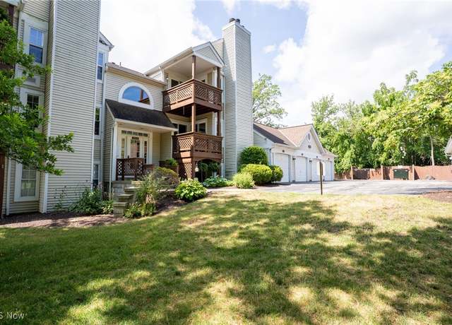 Property at 1316 Cedarwood Dr Unit D3, Westlake, OH 44145, 2 beds, 2 baths
